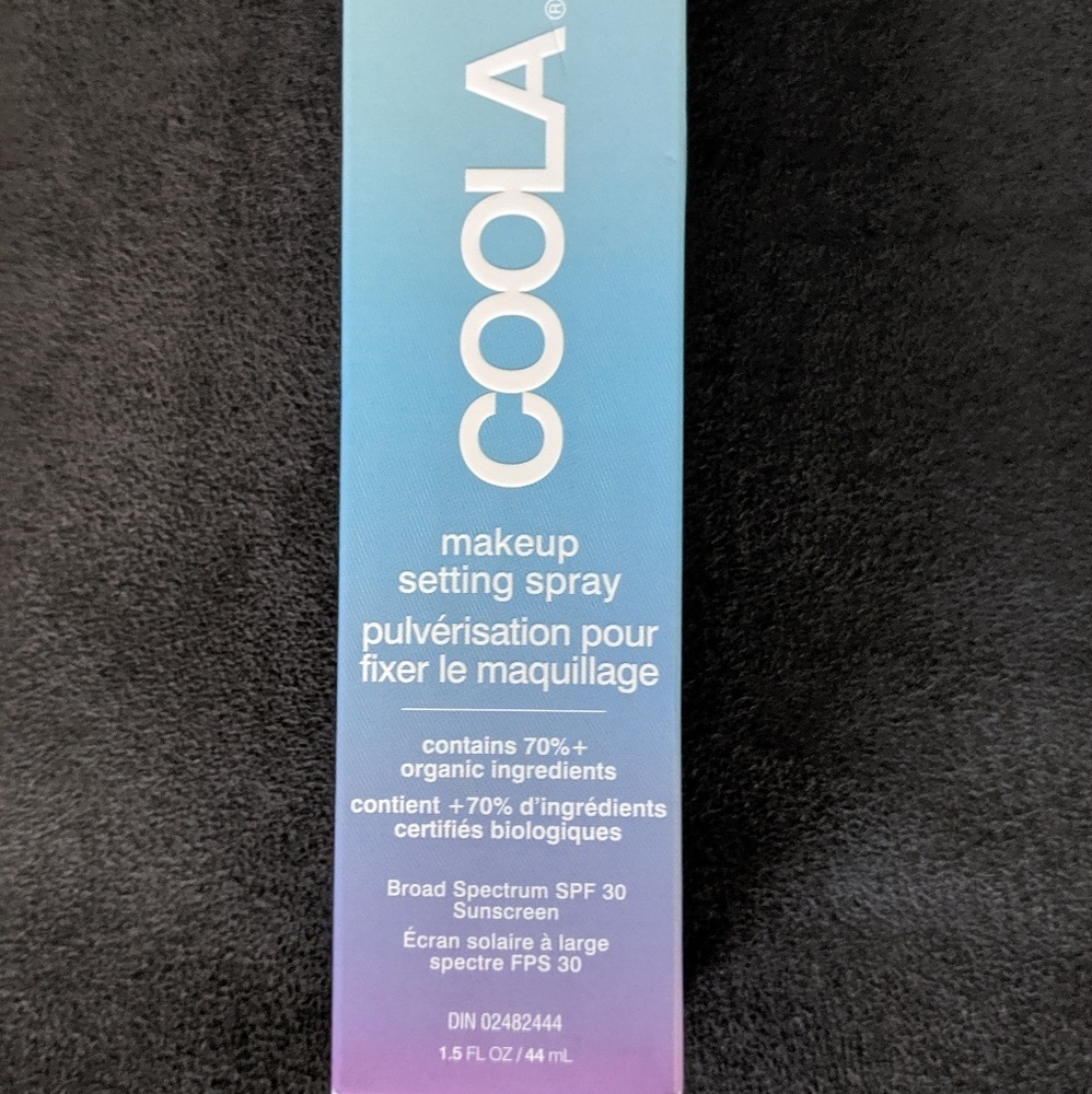 Coola Setting Spray